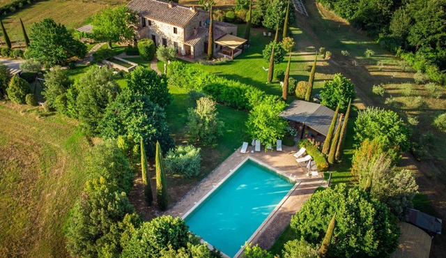 Luxury 6BR Estate with Heated Pool, Wine Tastings & Cooking Classes