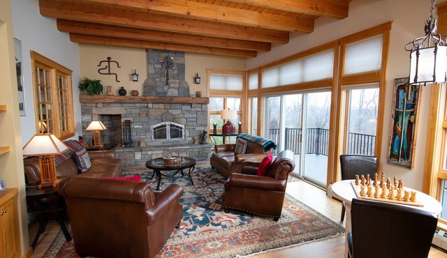 Luxury 6br Solitude Ge- Indoor Bball Court, Private Tub 6 Bedroom Home by RedAwning