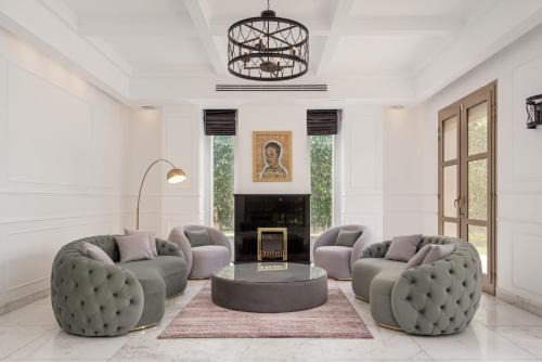 Luxury Allegria Golf Villa with pool