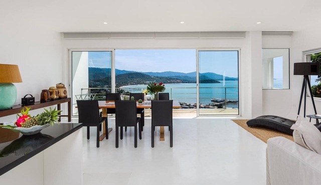 Luxury Apartment Unique Residences