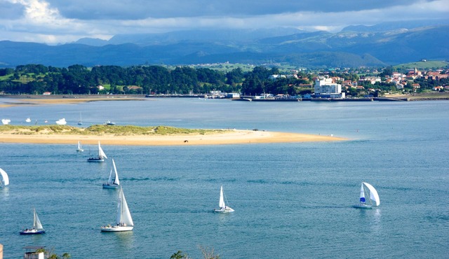Luxury apartment with stunning views over the bay of Santander