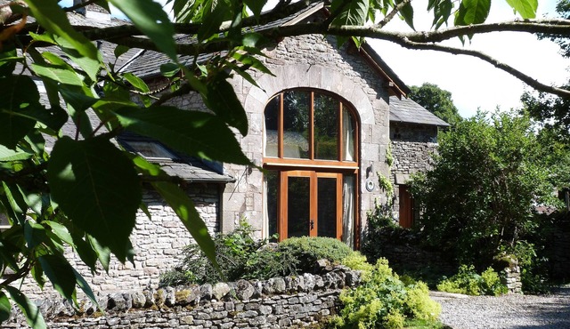Luxury Barn Conversion - Orchard View
