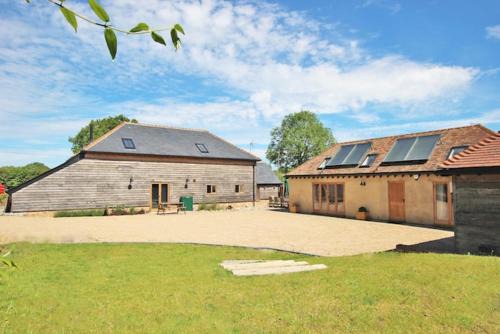 Luxury barn conversion in the Kentish countryside