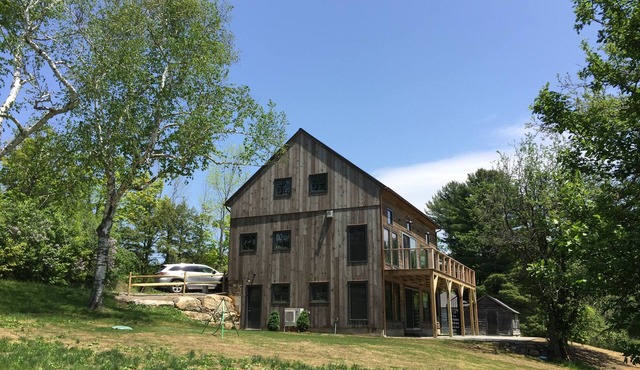 Luxury Barn Retreat — All-Season Escape Awaits!