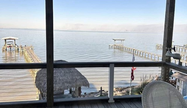 Luxury Bayfront Escape with Hot Tub & Fireplaces in Bacliff, Texas