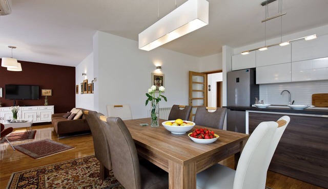 Luxury Beach Apartment Bačvice +private Parking