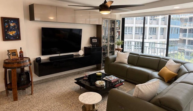 Luxury beach front condo 2/1 in Isla Verde, Puerto Rico!