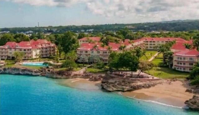 Luxury beachfront 2 bedrooms apartment in Sosua
