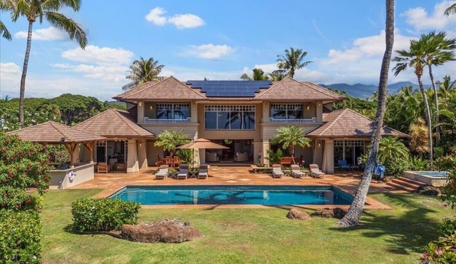 Luxury, Beachfront- Ka'anapali Beach, Pool & Hot Tub!