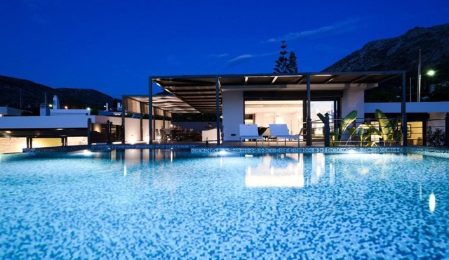 Luxury Beachfront Villa Selenia Platinum in Sounio