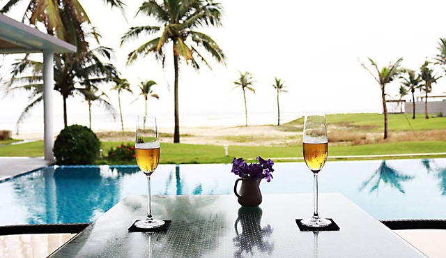 Luxury Beachfront Villa for Golf, Family Reunion, Wedding, Friend Trip