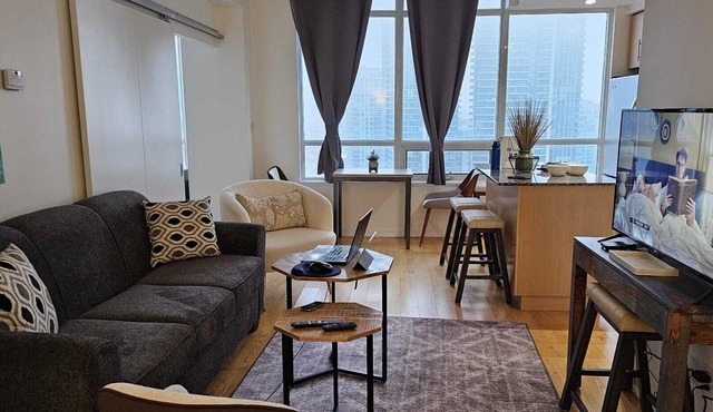 Luxury Condo at Maple Leaf Square in heart of Toronto Downtown + Parking