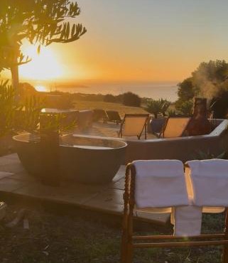 Luxury Couples Hideaway by the Sea