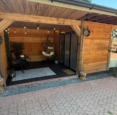 Luxury Courtyard Studio in Llangollen
