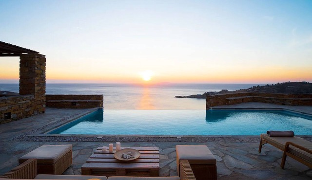 Luxury Cycladic Villa in Koundouros