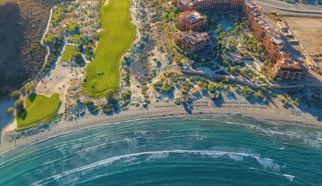 Luxury Escape with Ocean Views in Loreto
