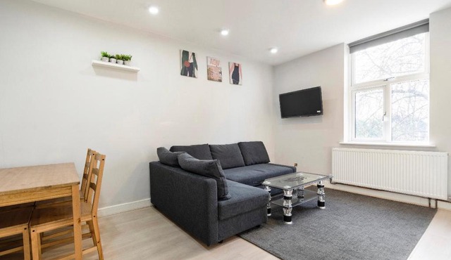 Luxury Flat in Moseley with Free Parking