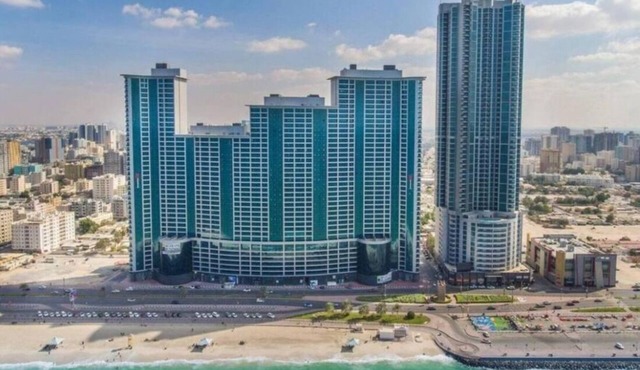 Luxury full sea view flat