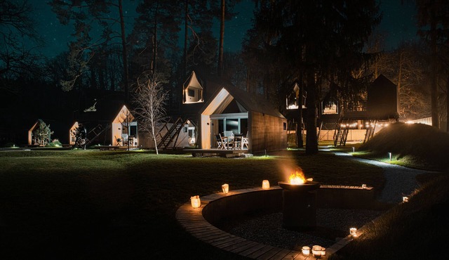 Luxury Glamping Chocolate Village