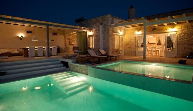 Luxury-Villa-Sea View-Infinity-Pool-Jacuzzi-8people-Matala-Phaistos-Komos-Beach