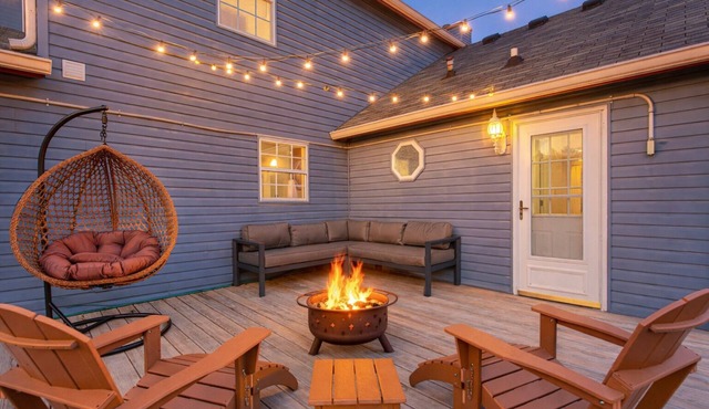 Luxury Greenwood-Pool-Hot Tub-Game Room-Sleeps14