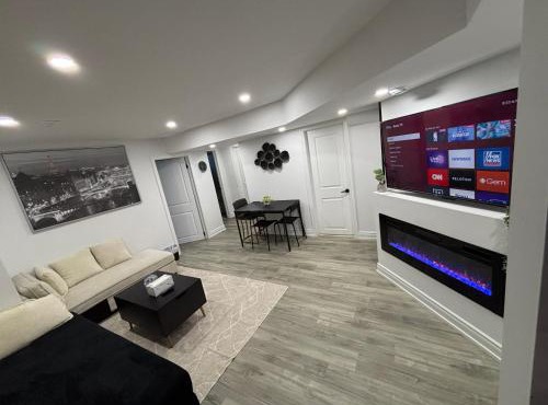 Luxury Guest Suite