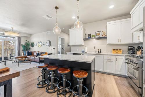 Luxury Harbor View Penthouse Downtown Egg Harbor