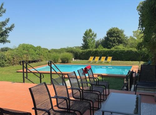 Luxury House with Pool, Garden, AC & Sauna near Vienna