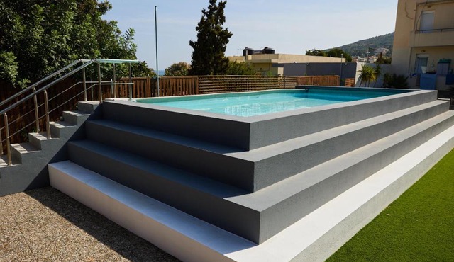 Luxury Karfas House