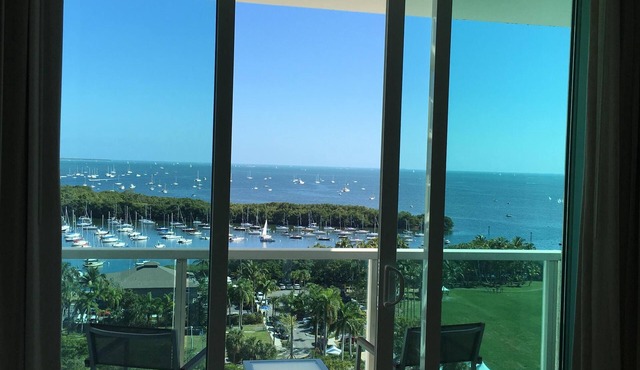 Luxury King Studio with Ocean View Private Balcony- Historic Coconut Grove!