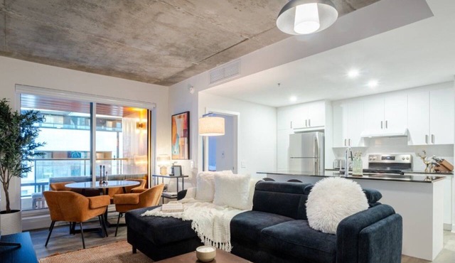 Luxury Living in MTL | Free Parking