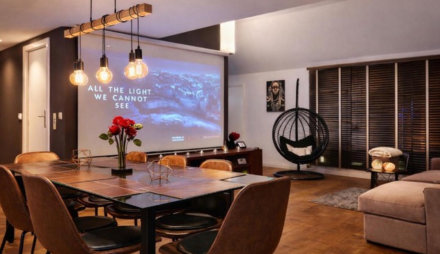 Luxury Loft Duplex Penthouse Of 190m2 & Free Parking !