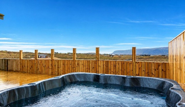 Luxury Log Home with a Hot Tub.