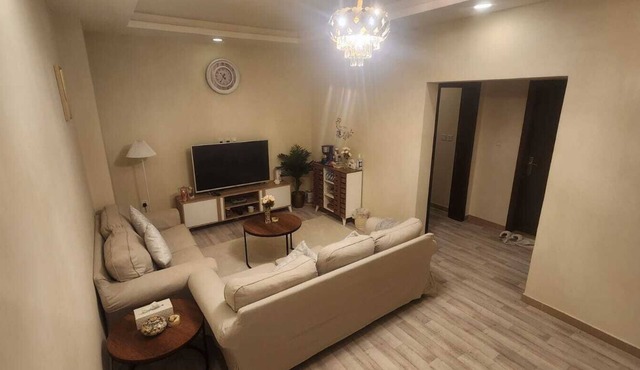 Luxury Males Shared Dorm in Jeddah. Mall, Corniche.