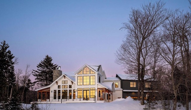 Luxury Mount Snow Home -with 360 views! Inquire about Short-Term Winter Rental