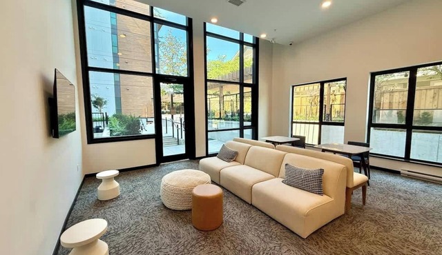 Luxury Mountain View Escape