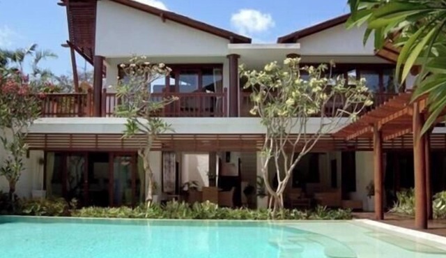 Luxury Nice Spacious 6 BR Family Villa Walk to Sanur Beach