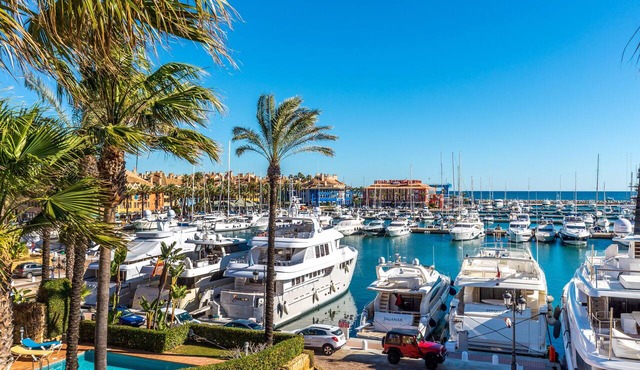 Luxury Ocean Front Duplex Apartment in Sotogrande with spectacular sea views