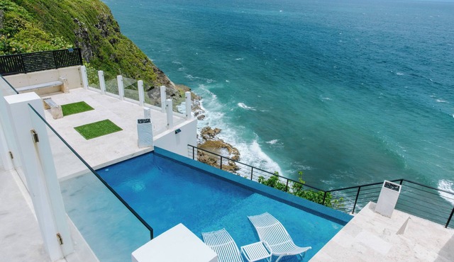 Luxury Ocean View House