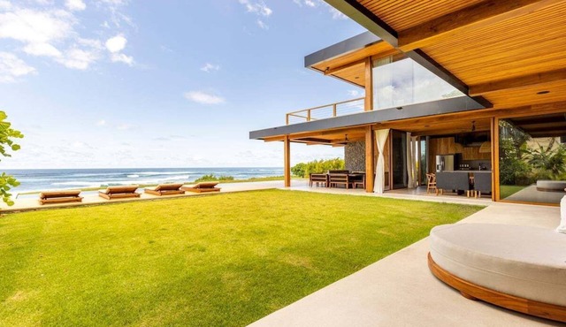 Luxury oceanfront villa, infinity pool + housekeeping & concierge included.