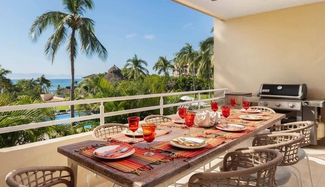 Luxury Oceanview Condo in Punta Mita | Beach & Dining