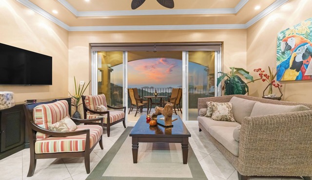 Luxury Oceanview Oasis in Coco Bay Estates with Pool