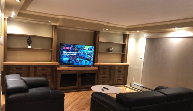 Luxury One Bed/Bath condo w/ parking on Whyte Ave