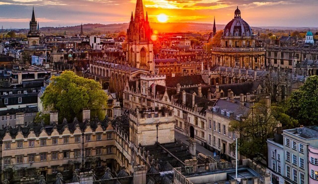 Luxury Oxford Lodgings, Free Parking