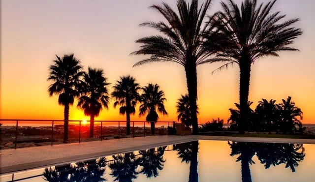 Luxury panoramic sea view villa with tennis court and total privicy.