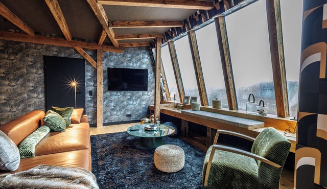 Luxury penthouse above the fish market