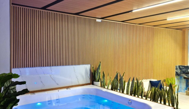 Luxury Poblado pool house + Spa + Chef + Maid + Concierge