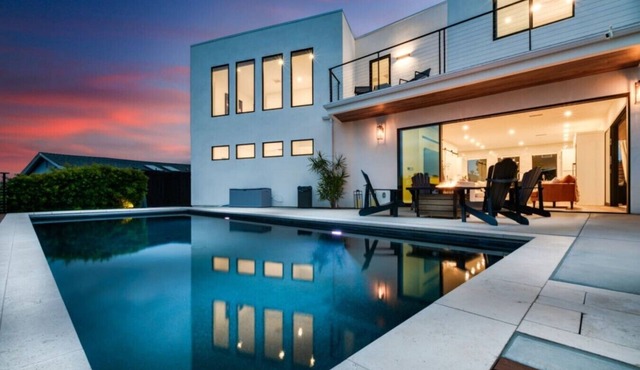 Luxury Pool Haven with Views and Fireworks