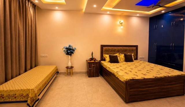 Luxury Premium Fully Furnished Studio for Rent