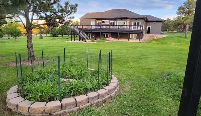 Luxury, private, Relaxation with beautiful quiet area